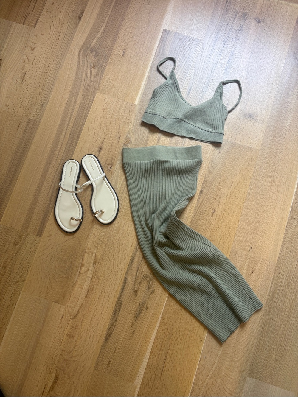 Zara Olive Ribbed Knit set skirt&top - Picture 3 of 4